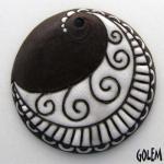 Paisley Crescent, large round, dark