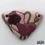 Large triangle, terracotta, burgundy on pink