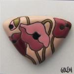 Large triangle, terracotta, burgundy on pink