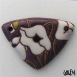 Large triangle, terracotta, white on purple