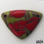 Large triangle, terracotta, red on green apple