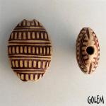 Old basket, antiqued rust on almond bead size M